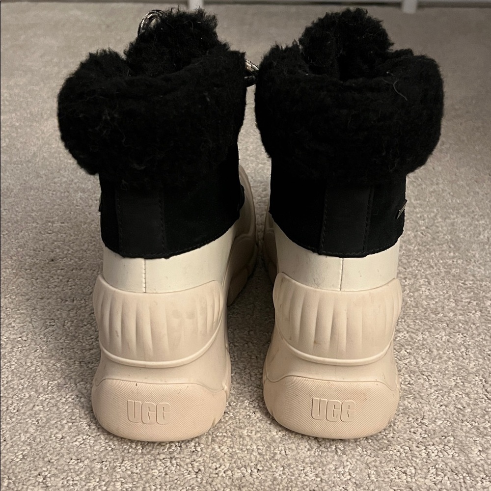 UGG Adiroam Hiker Boot - Picture 4 of 8